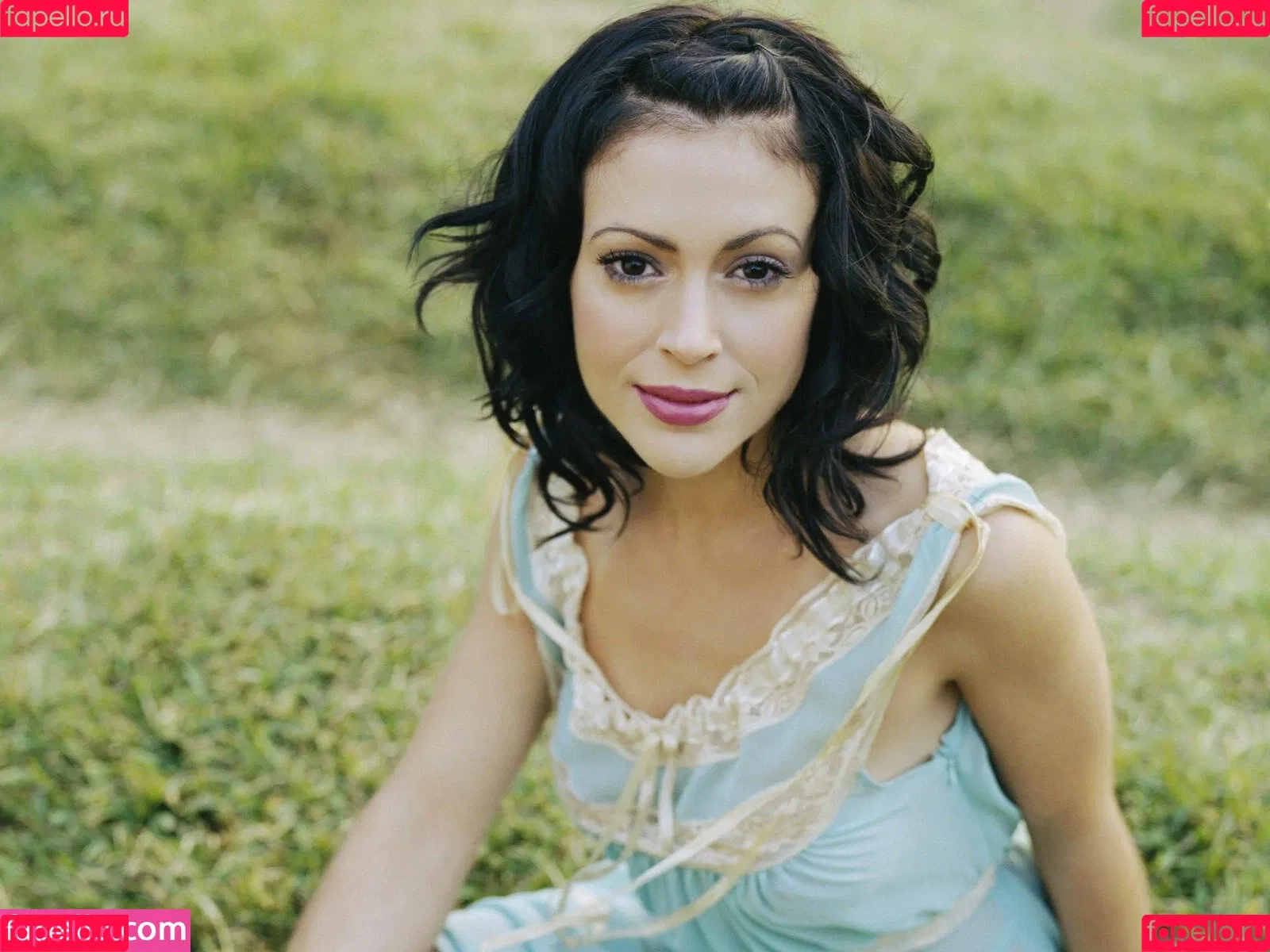 Alyssa Milano Onlyfans Photo Gallery 