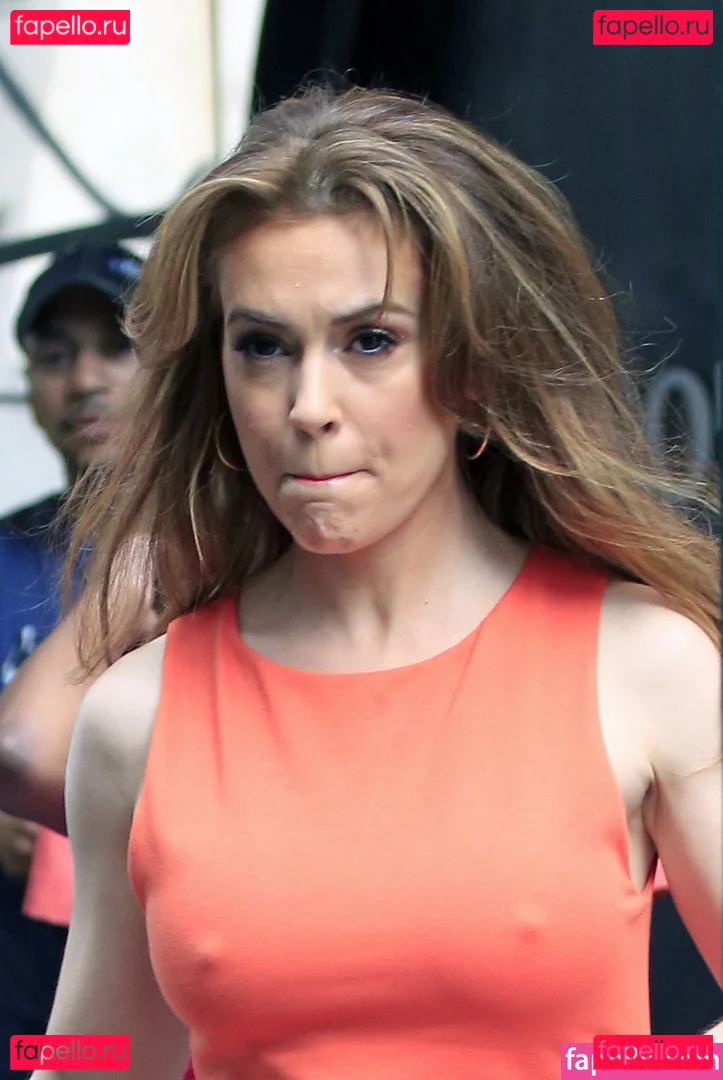 Alyssa Milano Onlyfans Photo Gallery 