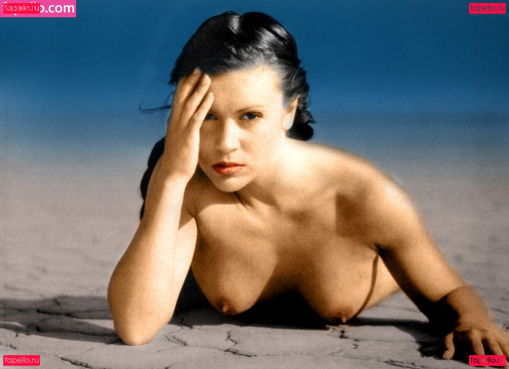 Alyssa Milano Onlyfans Photo Gallery 