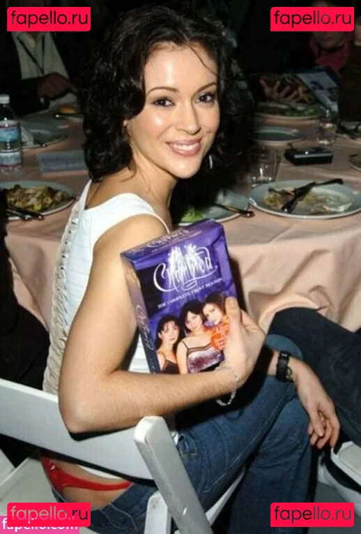 Alyssa Milano Onlyfans Photo Gallery 