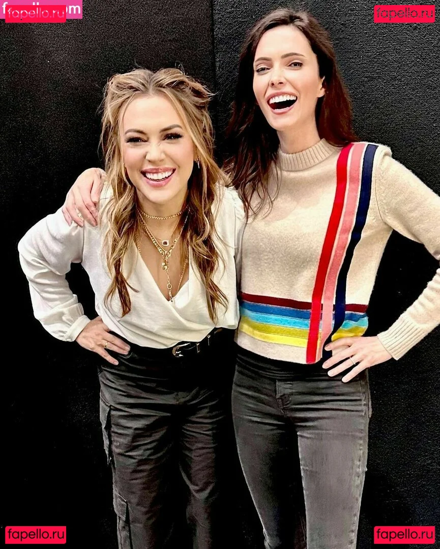 Alyssa Milano Onlyfans Photo Gallery 