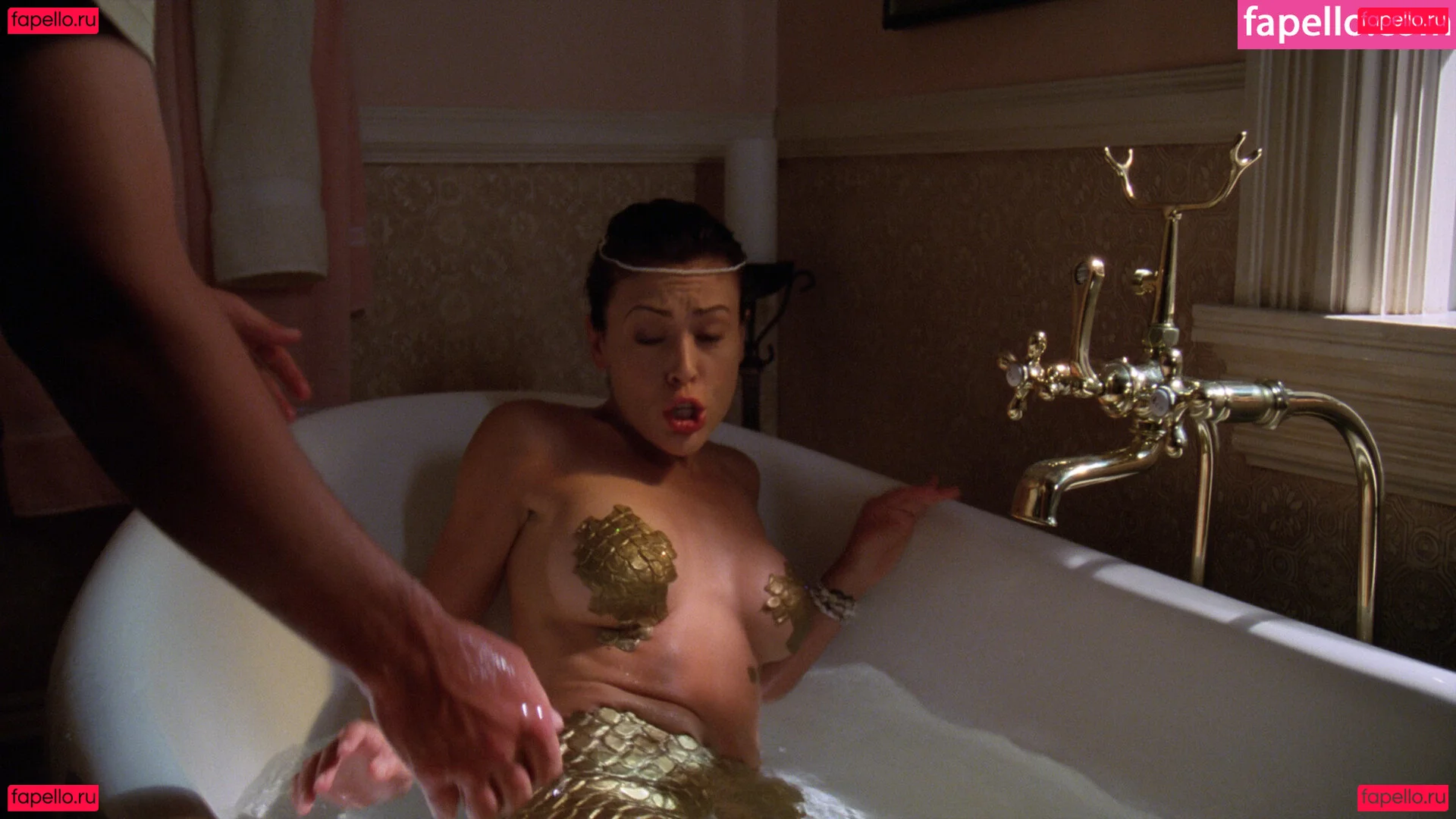 Alyssa Milano Onlyfans Photo Gallery 