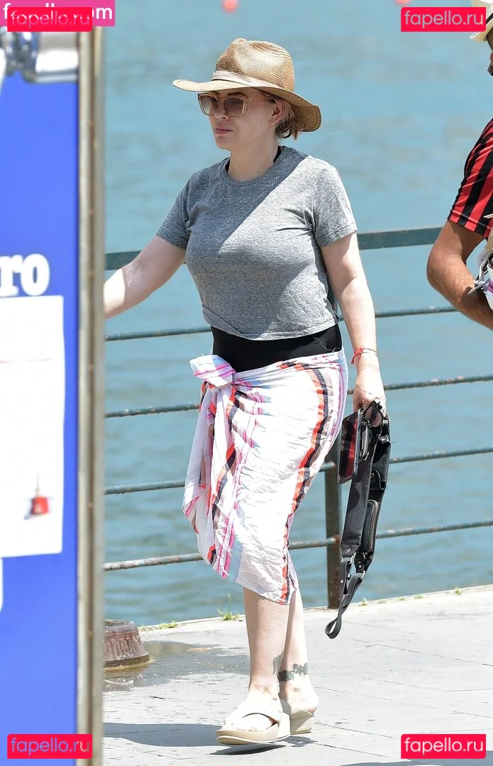 Alyssa Milano Onlyfans Photo Gallery 