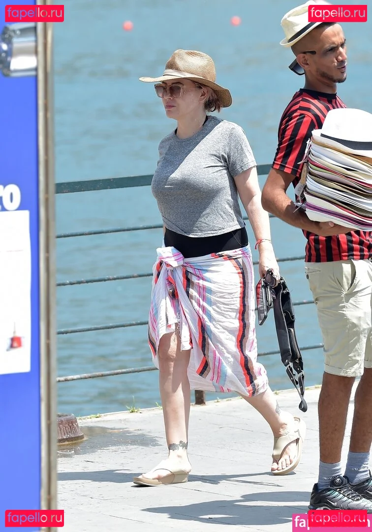 Alyssa Milano Onlyfans Photo Gallery 