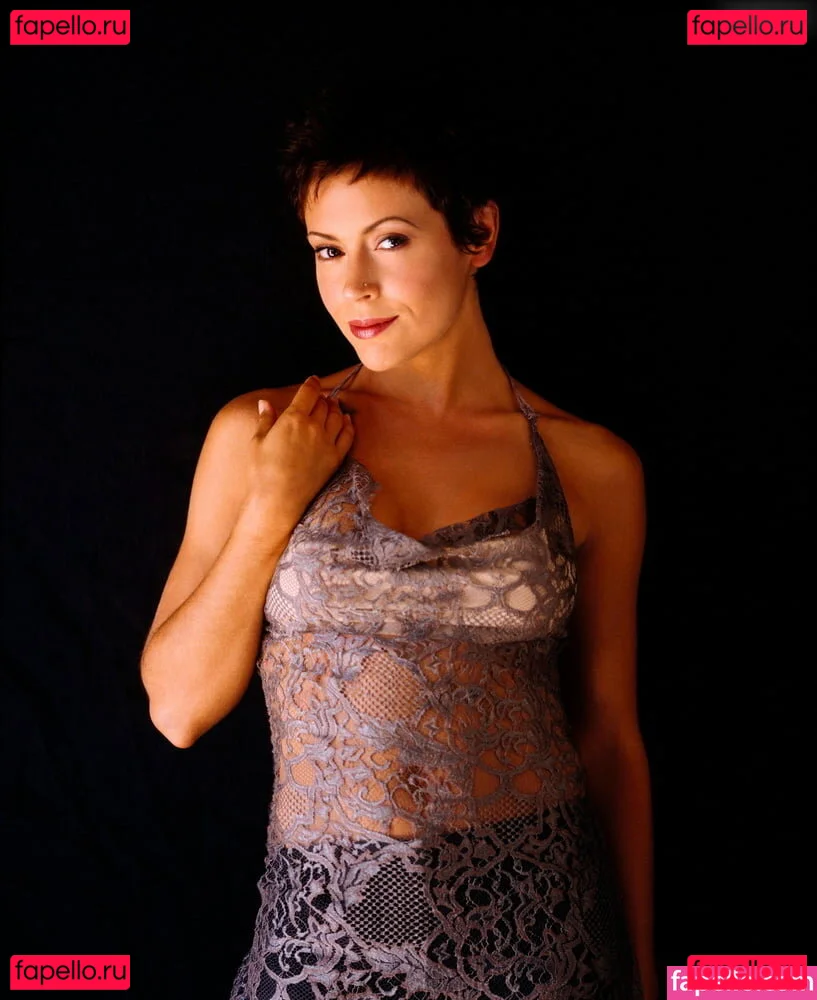 Alyssa Milano Onlyfans Photo Gallery 