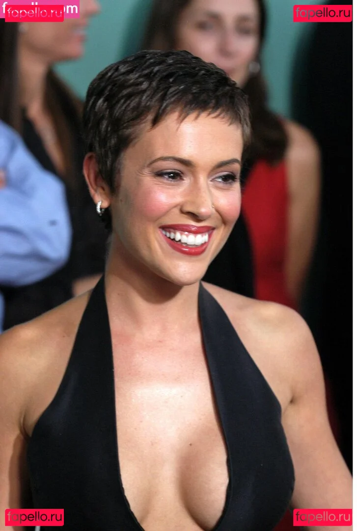 Alyssa Milano Onlyfans Photo Gallery 