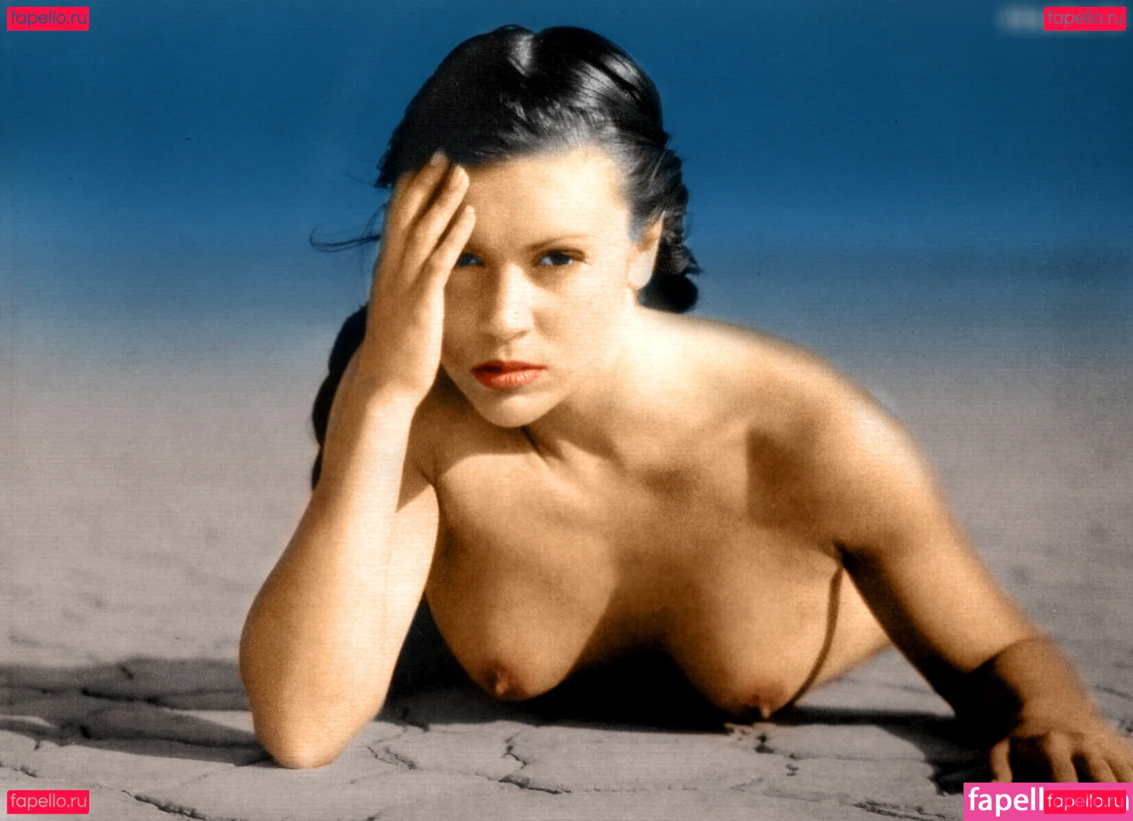 Alyssa Milano Onlyfans Photo Gallery 