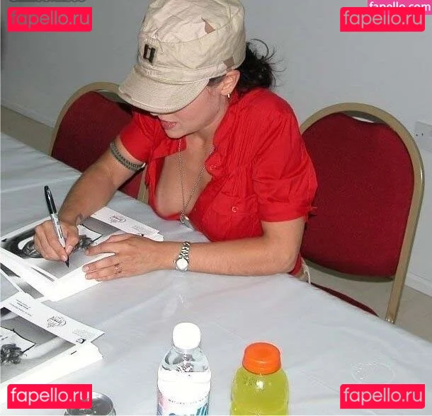 Alyssa Milano Onlyfans Photo Gallery 