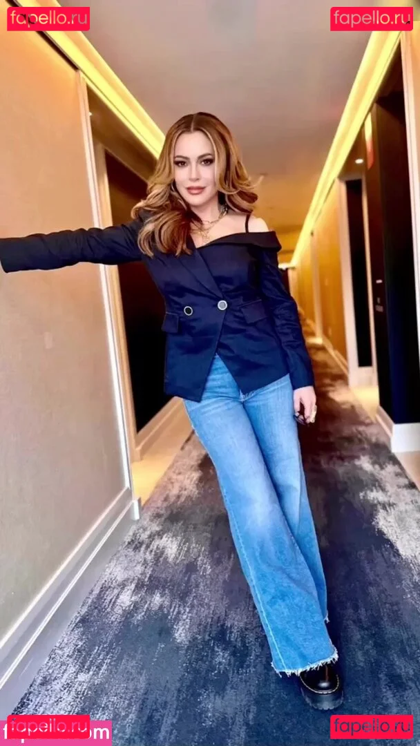 Alyssa Milano Onlyfans Photo Gallery 