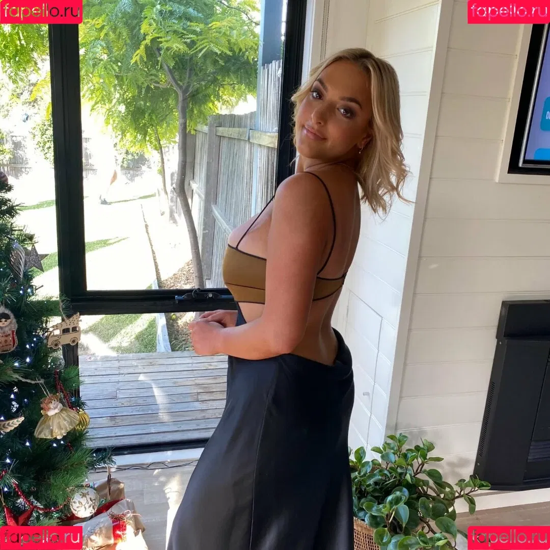Alanna Onlyfans Photo Gallery 