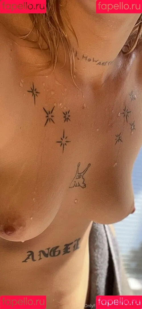 virginitysmiles Onlyfans Photo Gallery 