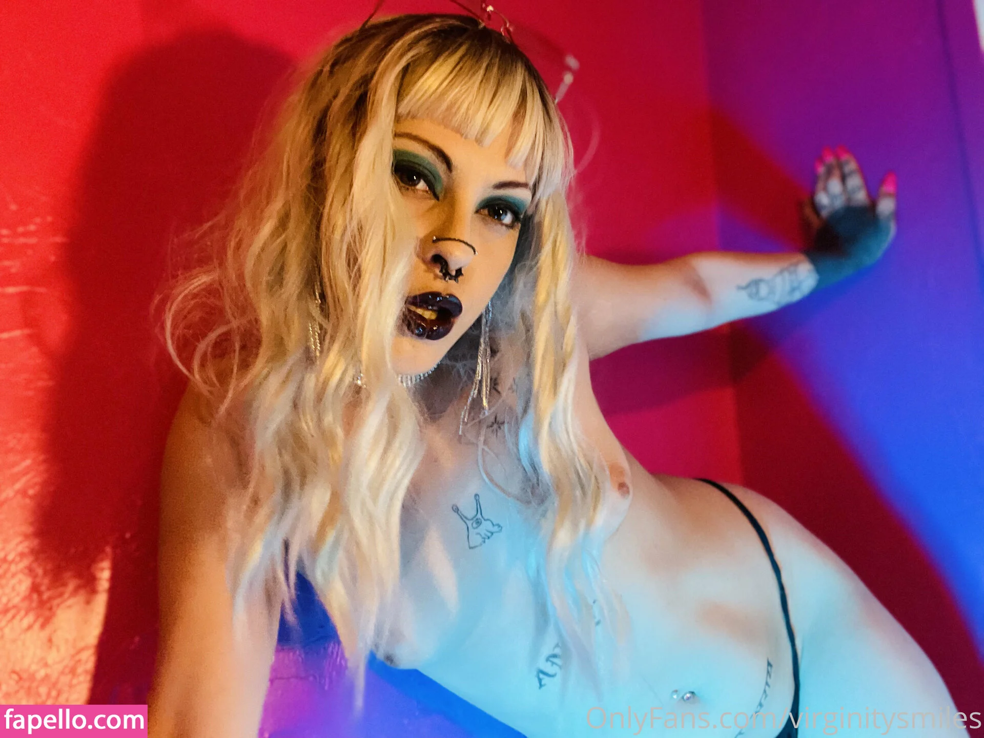 virginitysmiles Onlyfans Photo Gallery 