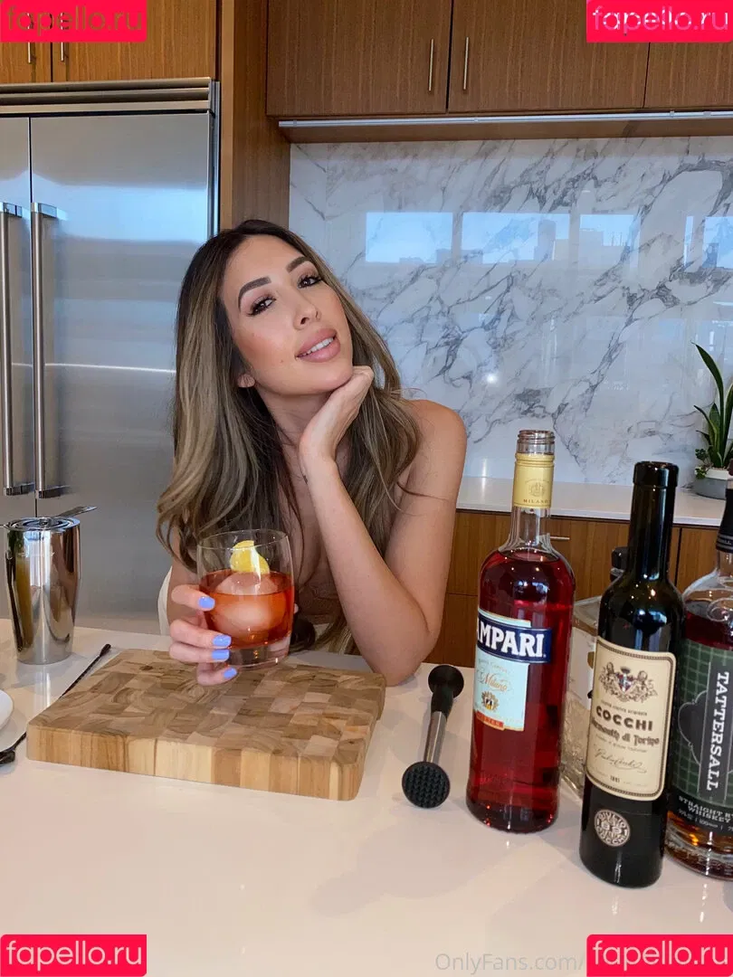 cocktailratings Onlyfans Photo Gallery 
