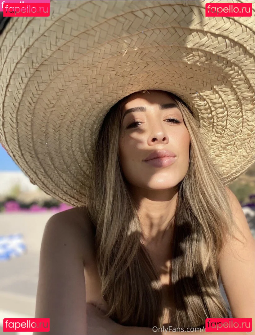 cocktailratings Onlyfans Photo Gallery 