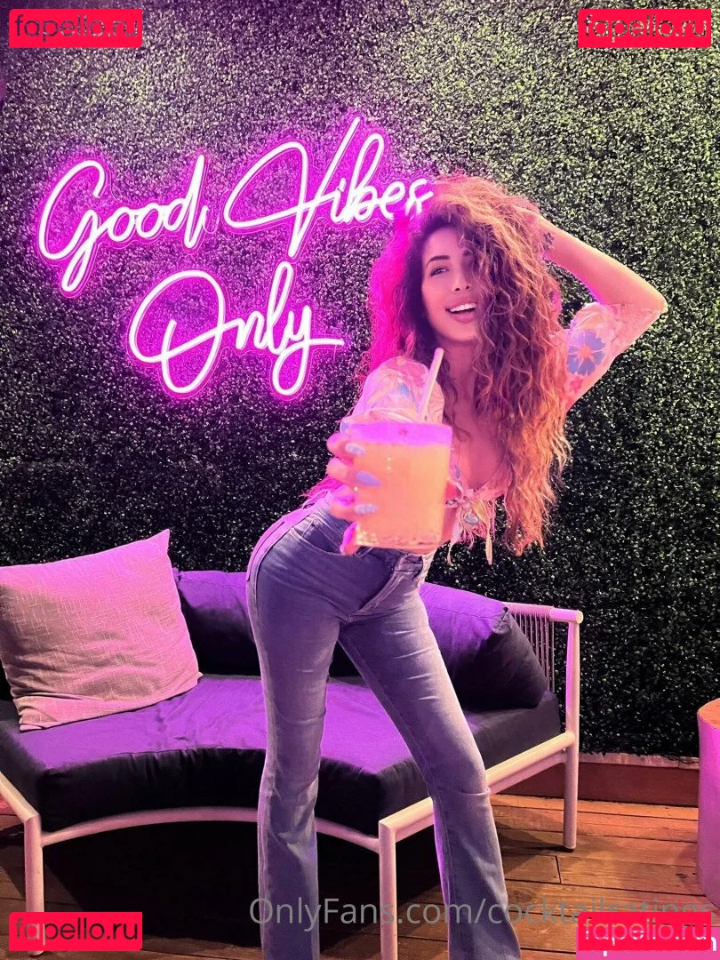 cocktailratings Onlyfans Photo Gallery 
