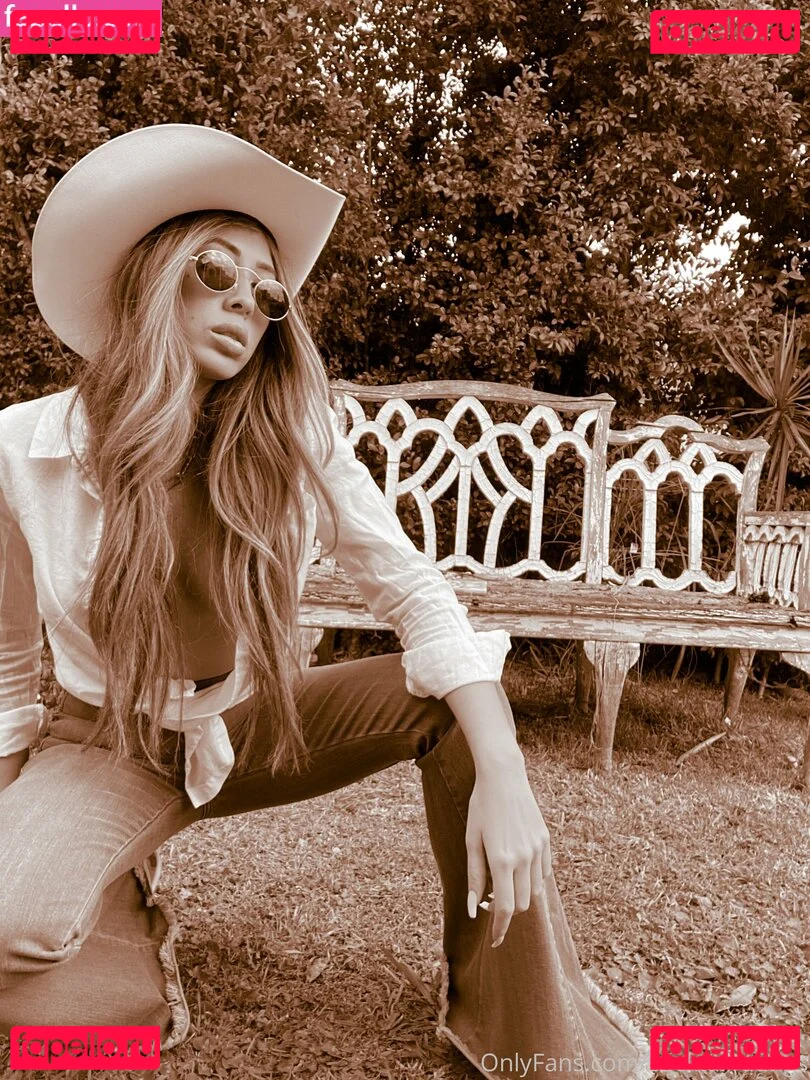 cocktailratings Onlyfans Photo Gallery 