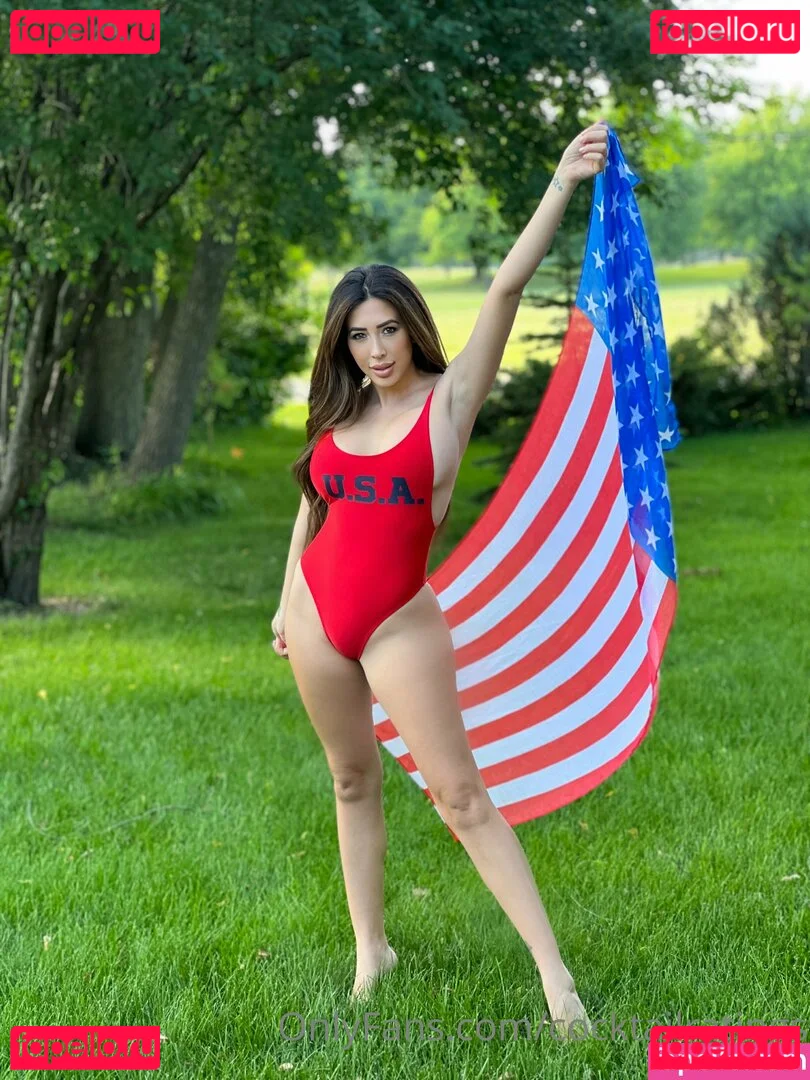 cocktailratings Onlyfans Photo Gallery 