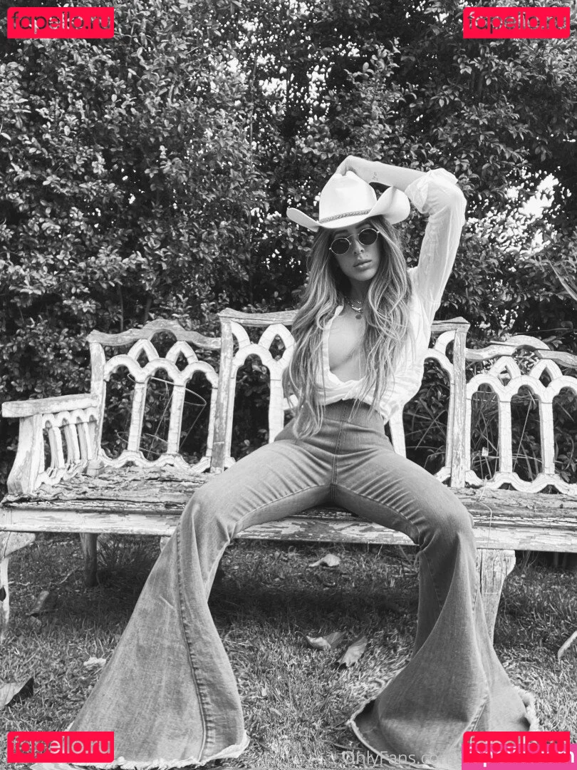 cocktailratings Onlyfans Photo Gallery 