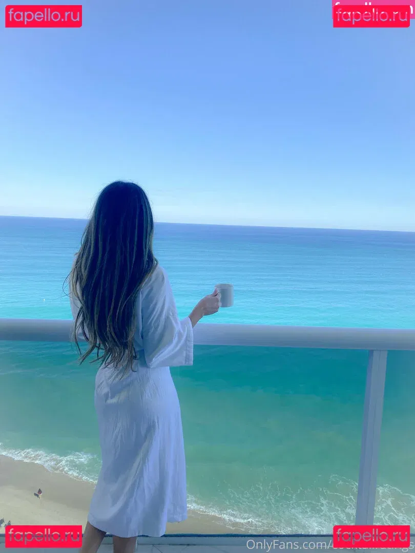 cocktailratings Onlyfans Photo Gallery 