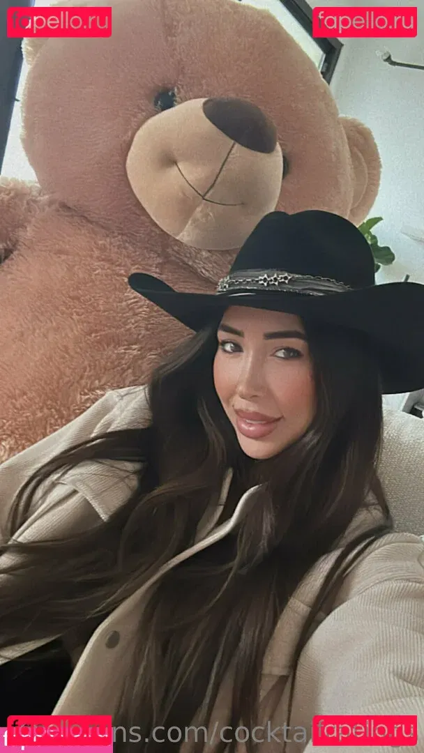 cocktailratings Onlyfans Photo Gallery 