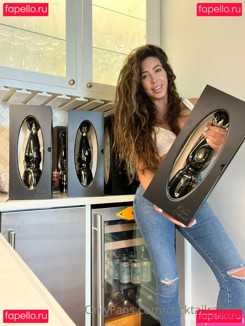 cocktailratings Onlyfans Photo Gallery 