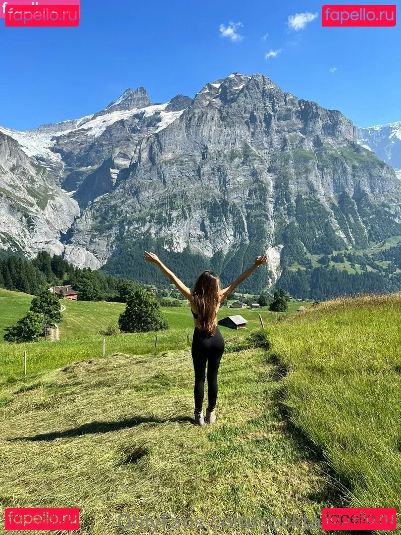 cocktailratings Onlyfans Photo Gallery 