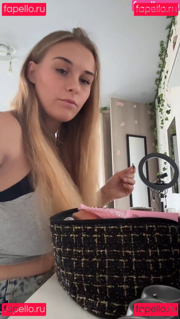 Anais Nude Onlyfans Photo 7