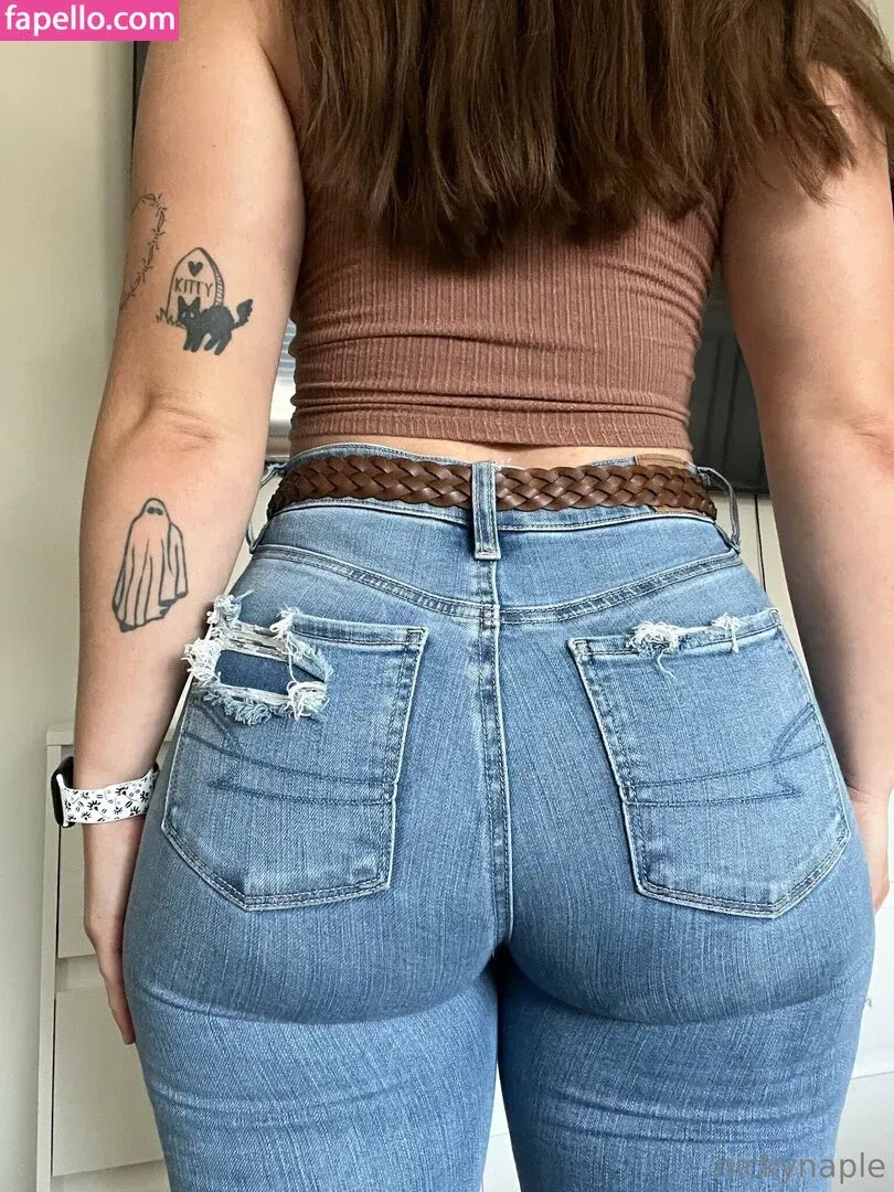 Nickynaple Onlyfans Photo Gallery 