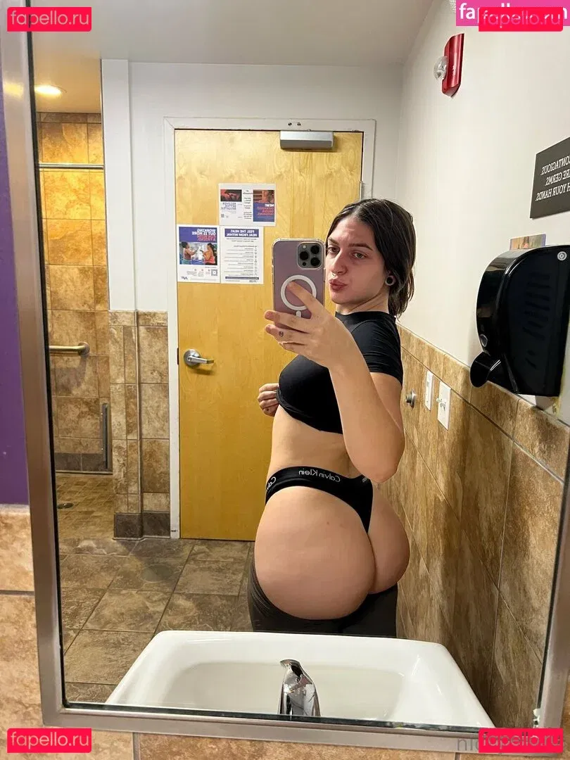 Nickynaple Onlyfans Photo Gallery 