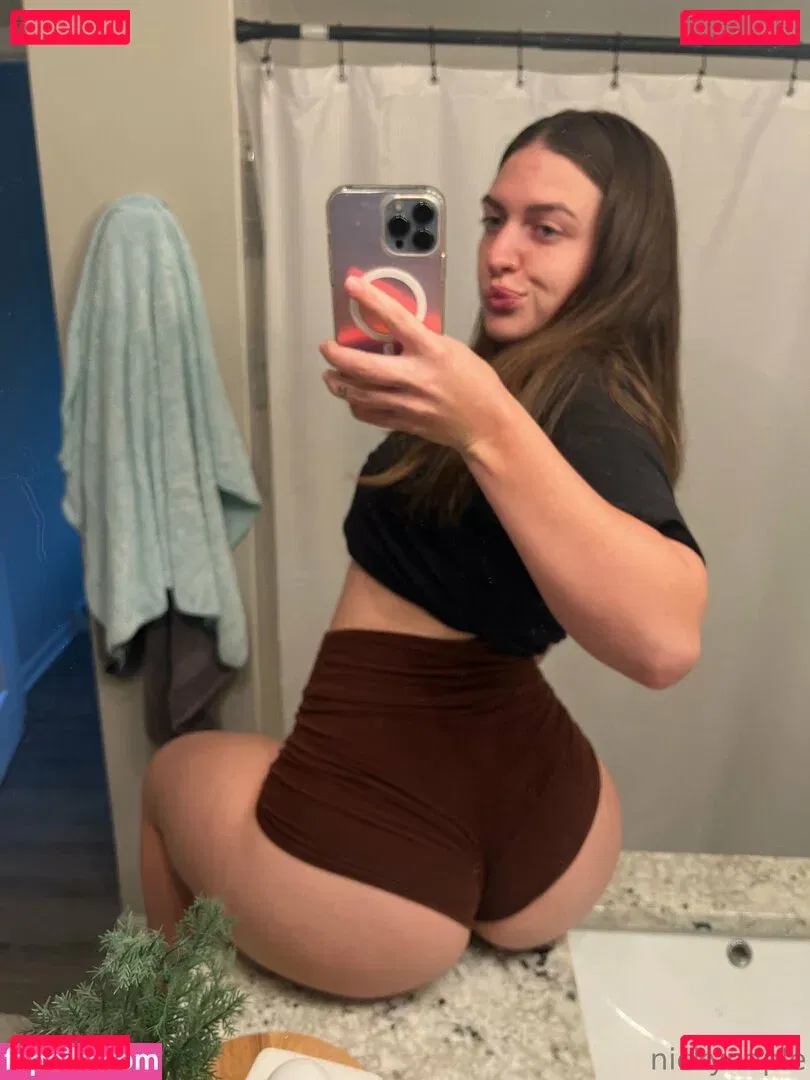 Nickynaple Onlyfans Photo Gallery 