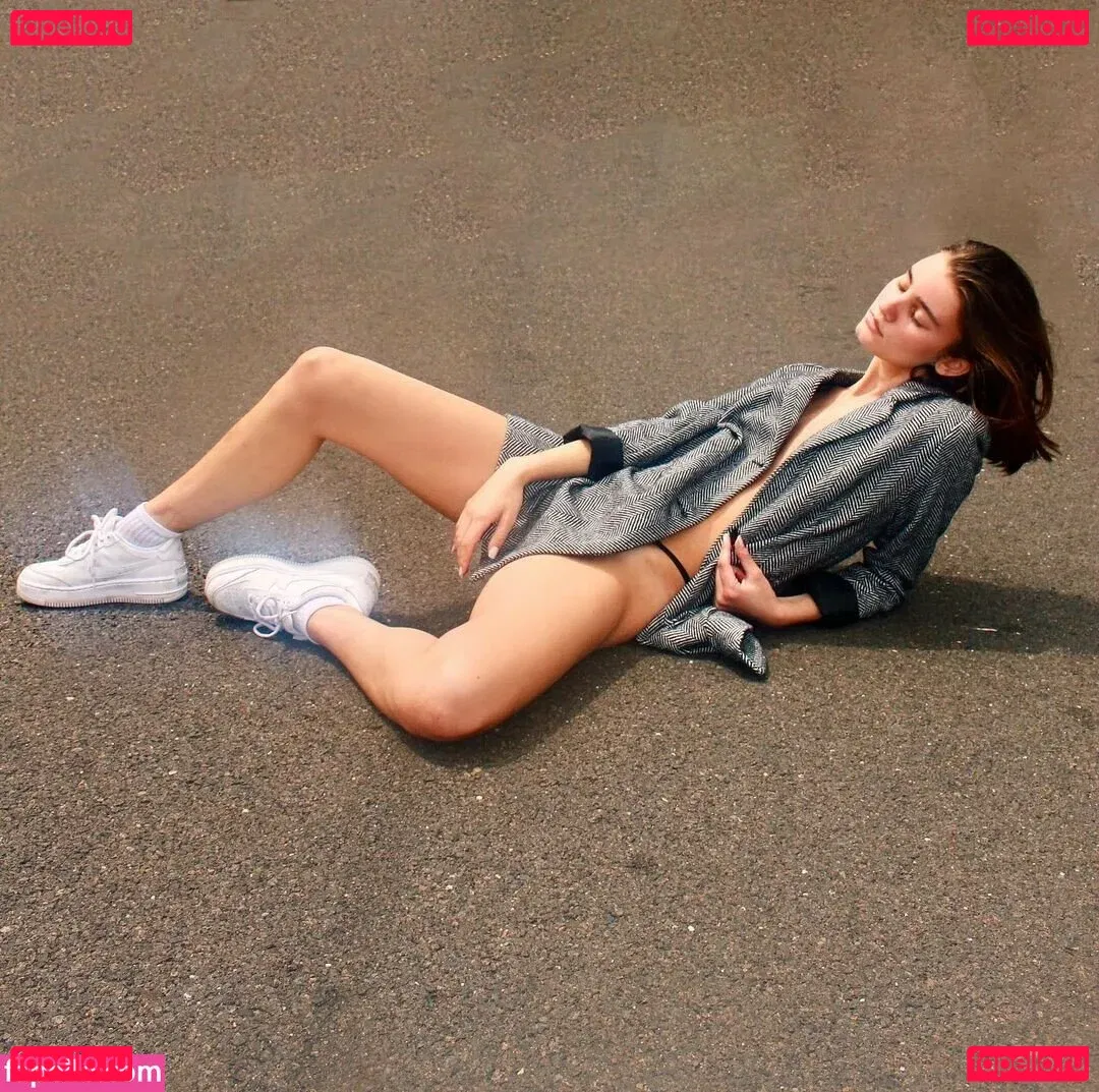 Bec Lauder Onlyfans Photo Gallery 