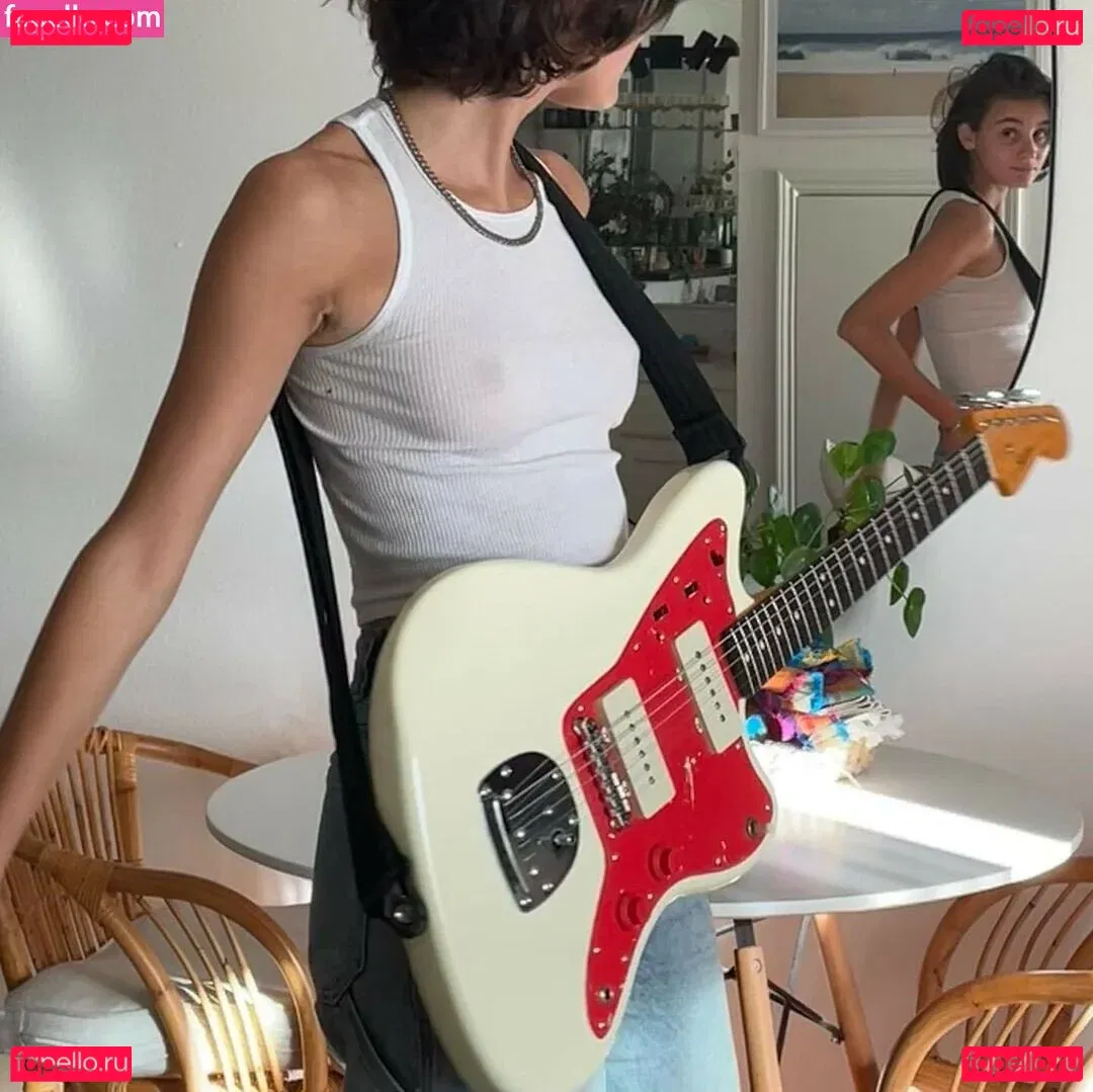 Bec Lauder Onlyfans Photo Gallery 