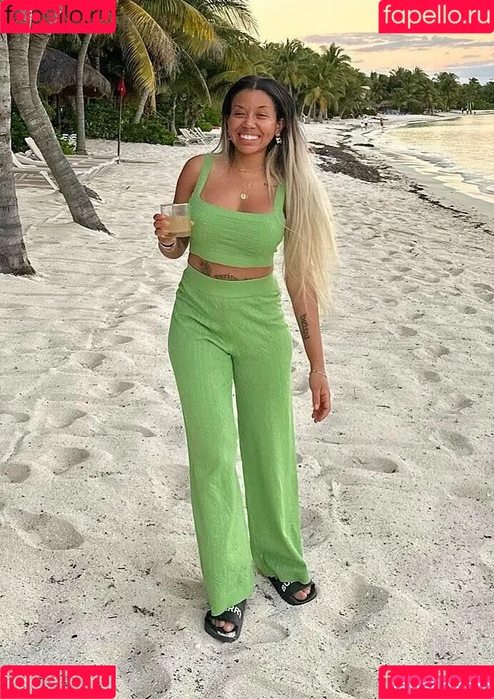 Ericka Bozeman Onlyfans Photo Gallery 