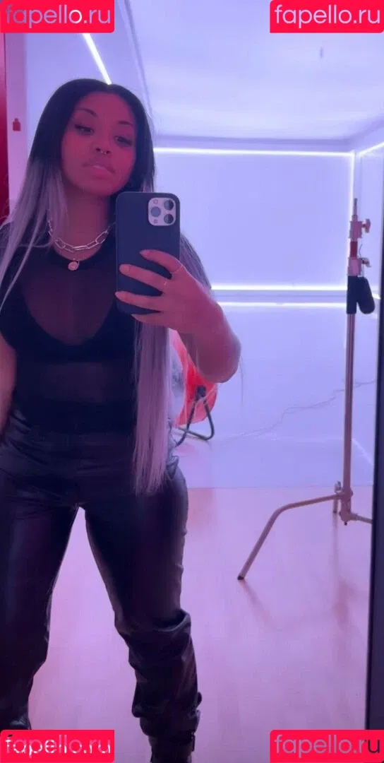 Ericka Bozeman Onlyfans Photo Gallery 