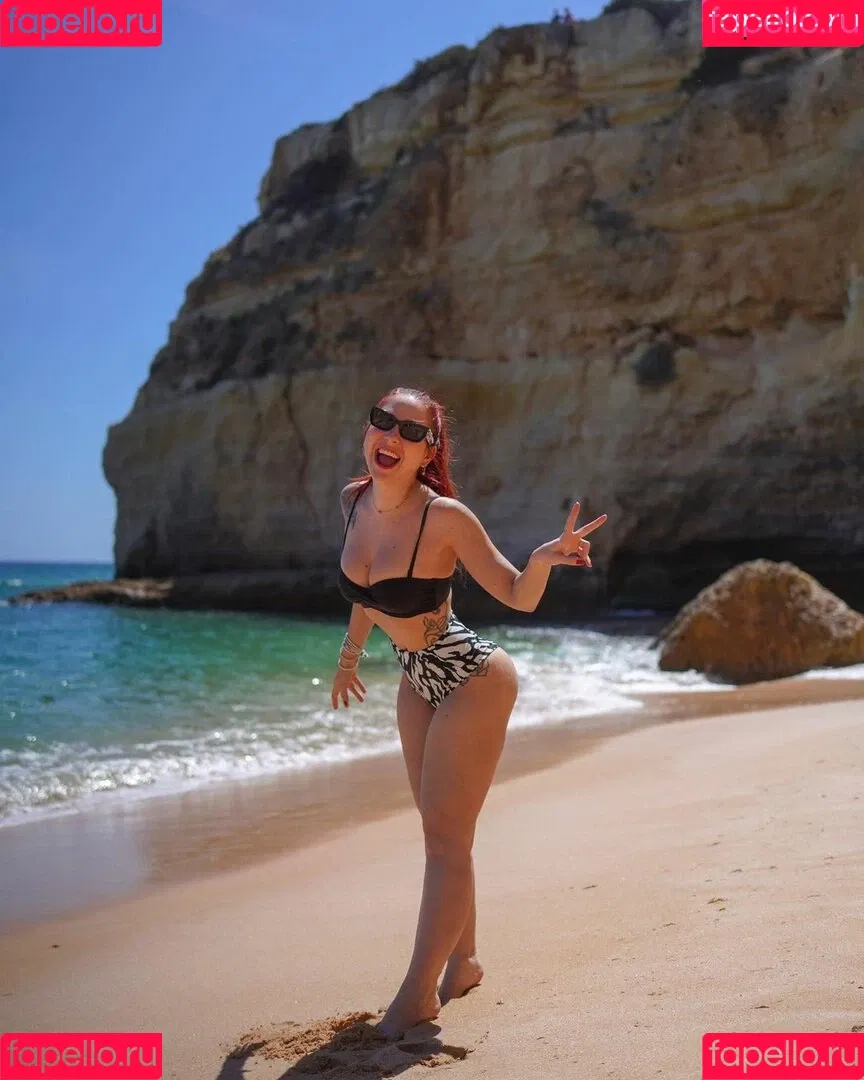 Diana Zambrozuski Onlyfans Photo Gallery 