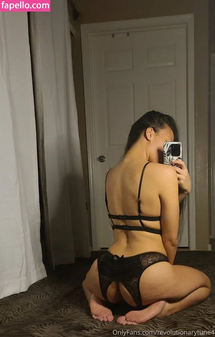 revolutionarytune4 Onlyfans Photo Gallery 