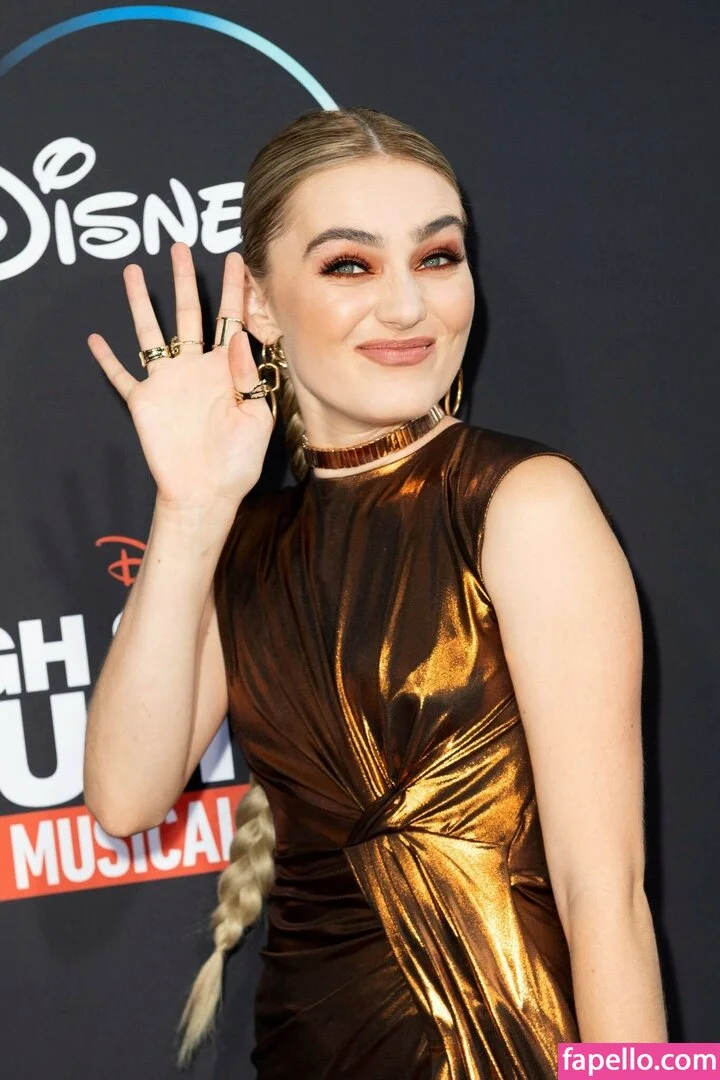 Meg Donnelly Onlyfans Photo Gallery 