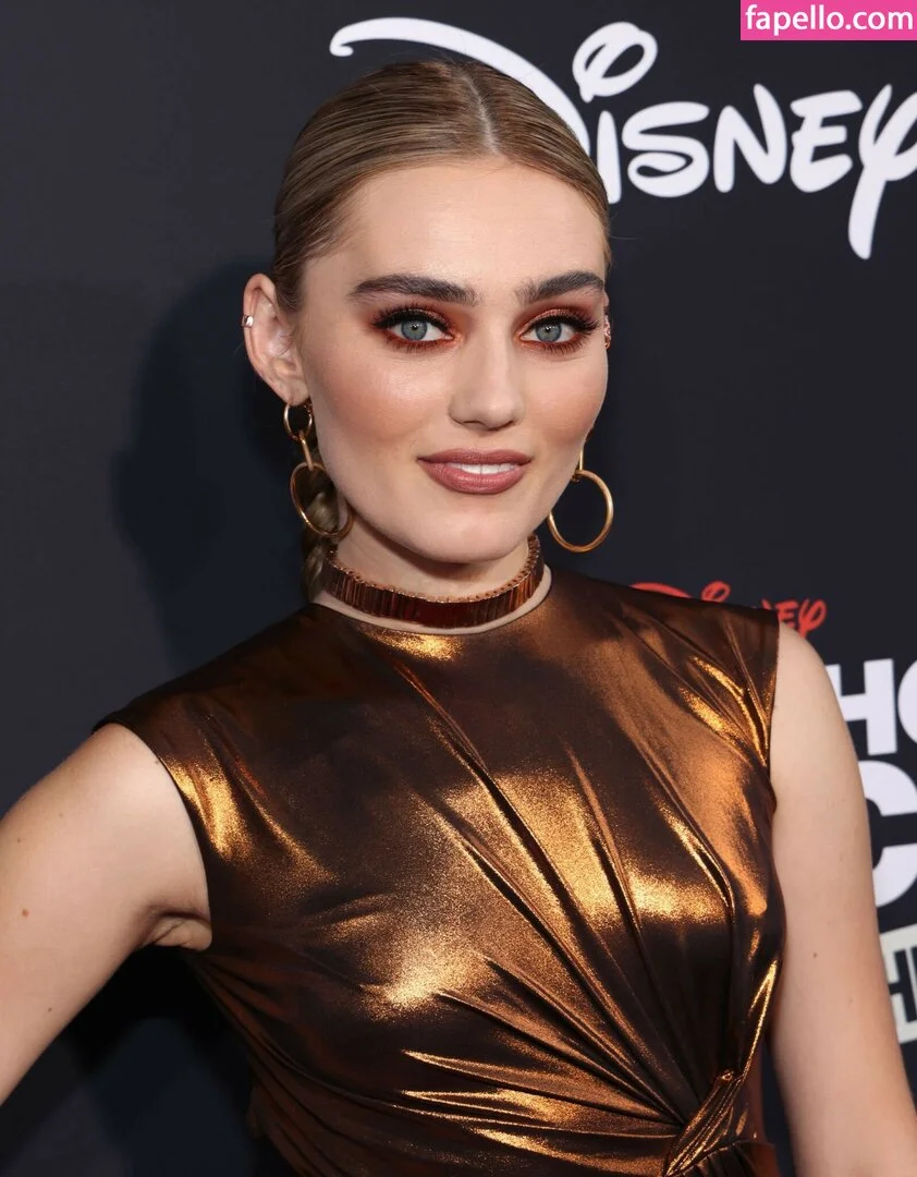 Meg Donnelly Onlyfans Photo Gallery 