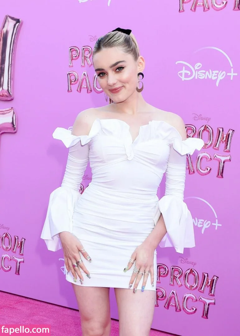 Meg Donnelly Onlyfans Photo Gallery 