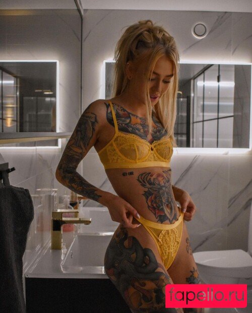 Aurajoutsenlampi Nude Onlyfans Photo 29