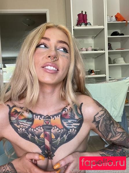 Aurajoutsenlampi Nude Onlyfans Photo 18