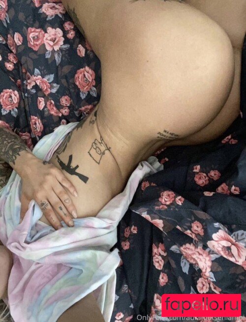 Aurajoutsenlampi Nude Onlyfans Photo 10