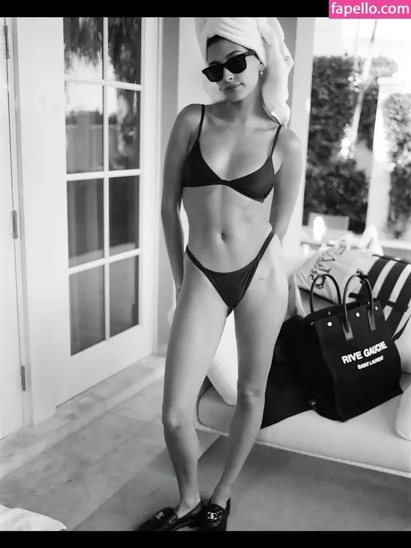 Hailey Bieber Onlyfans Photo Gallery 