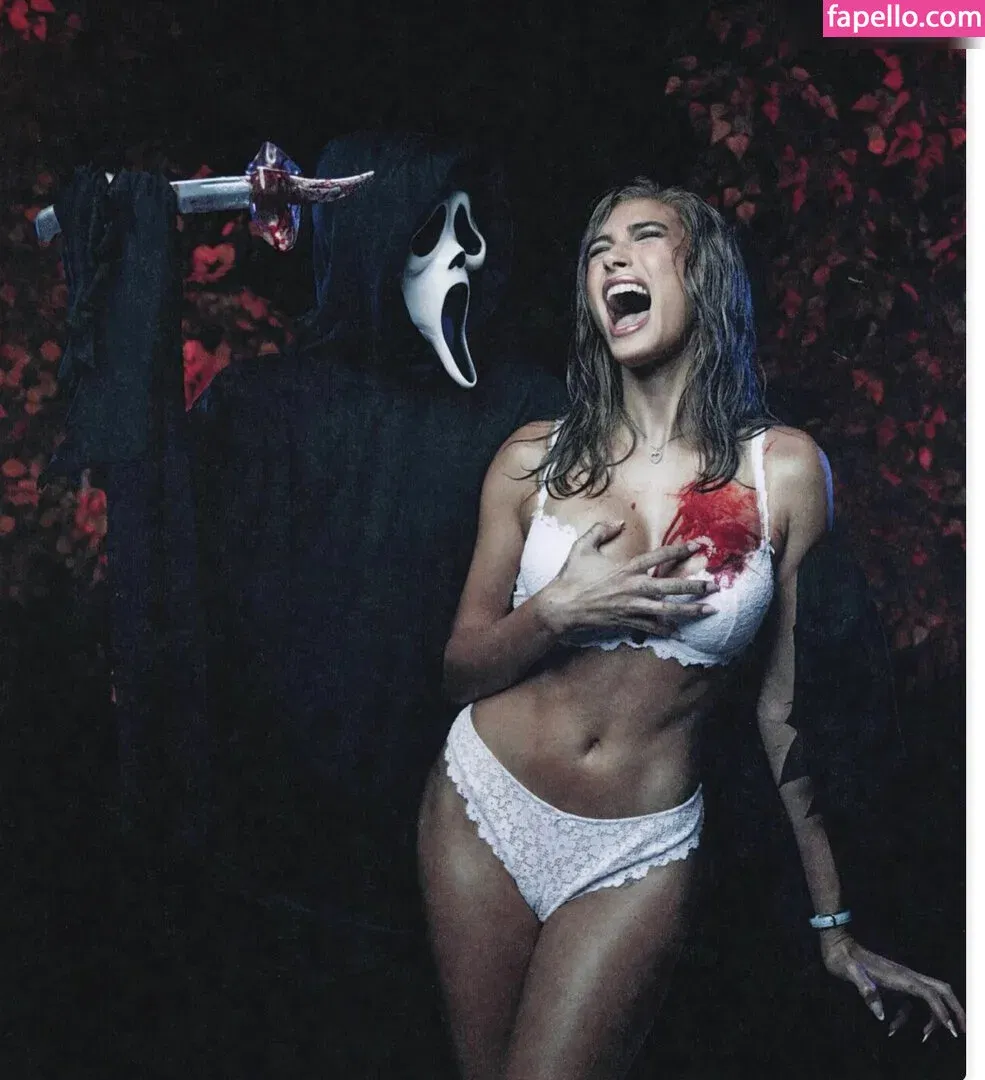 Hailey Bieber Onlyfans Photo Gallery 