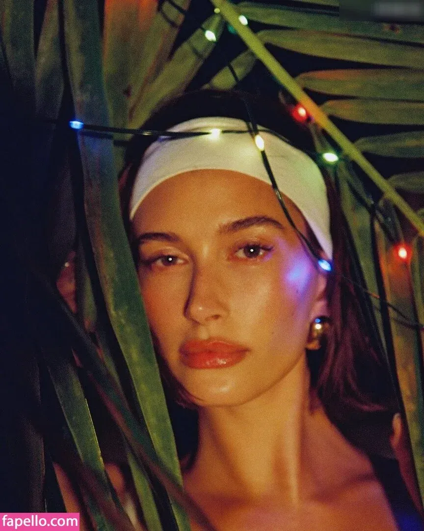 Hailey Bieber Onlyfans Photo Gallery 