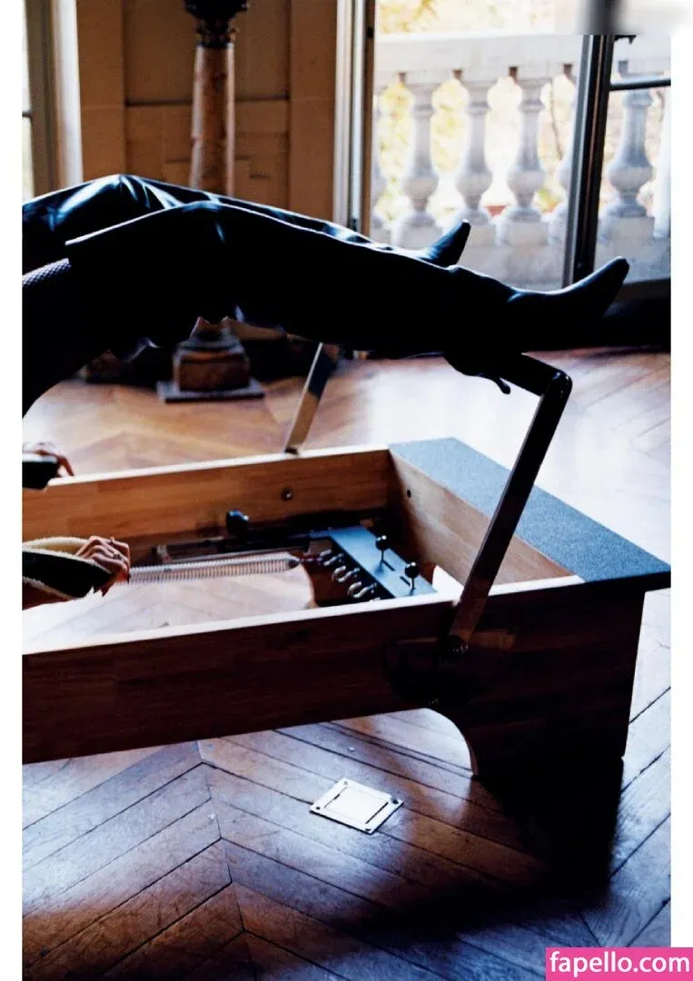 Hailey Bieber Onlyfans Photo Gallery 