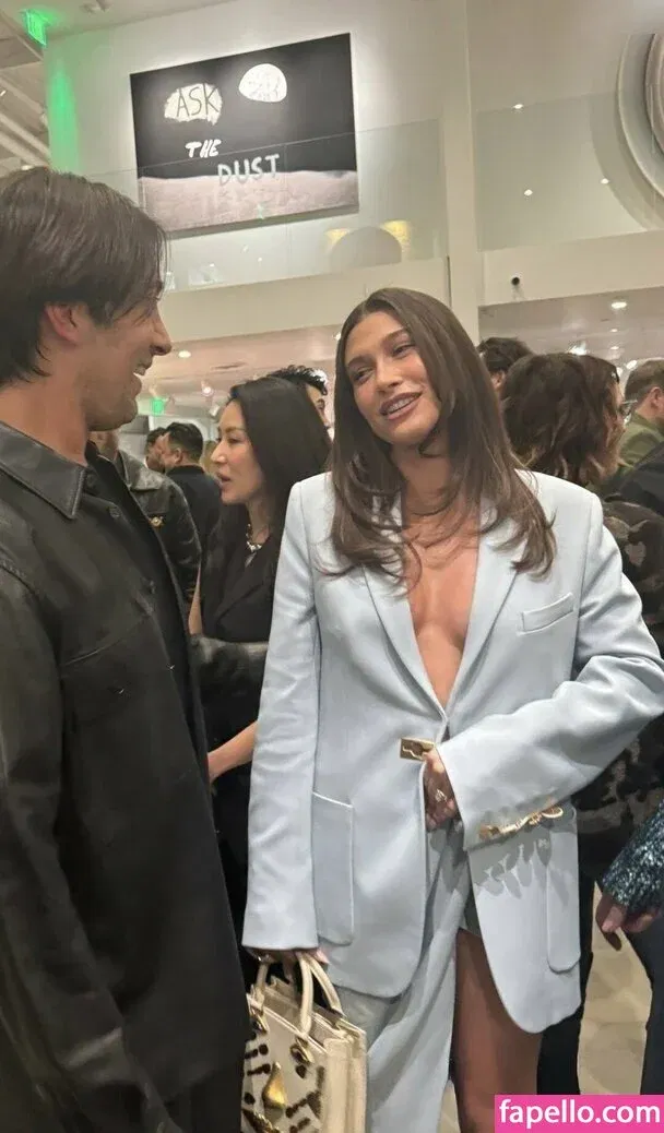 Hailey Bieber Onlyfans Photo Gallery 