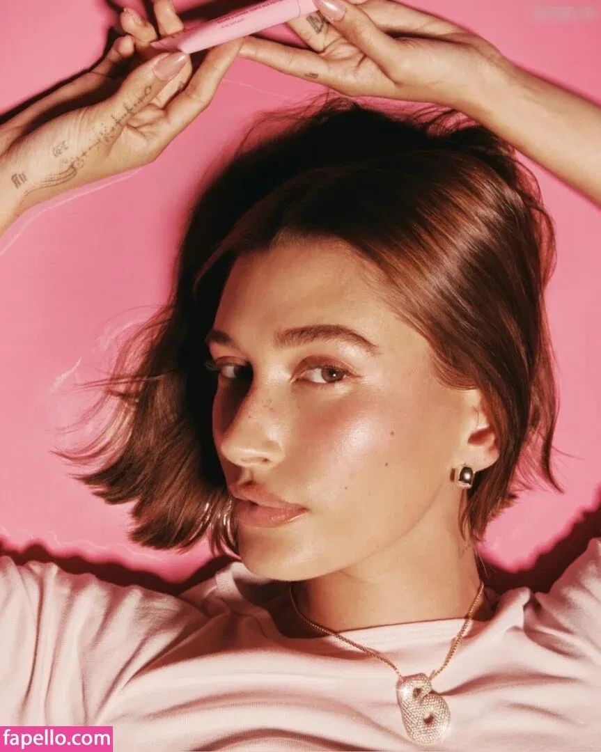 Hailey Bieber Onlyfans Photo Gallery 