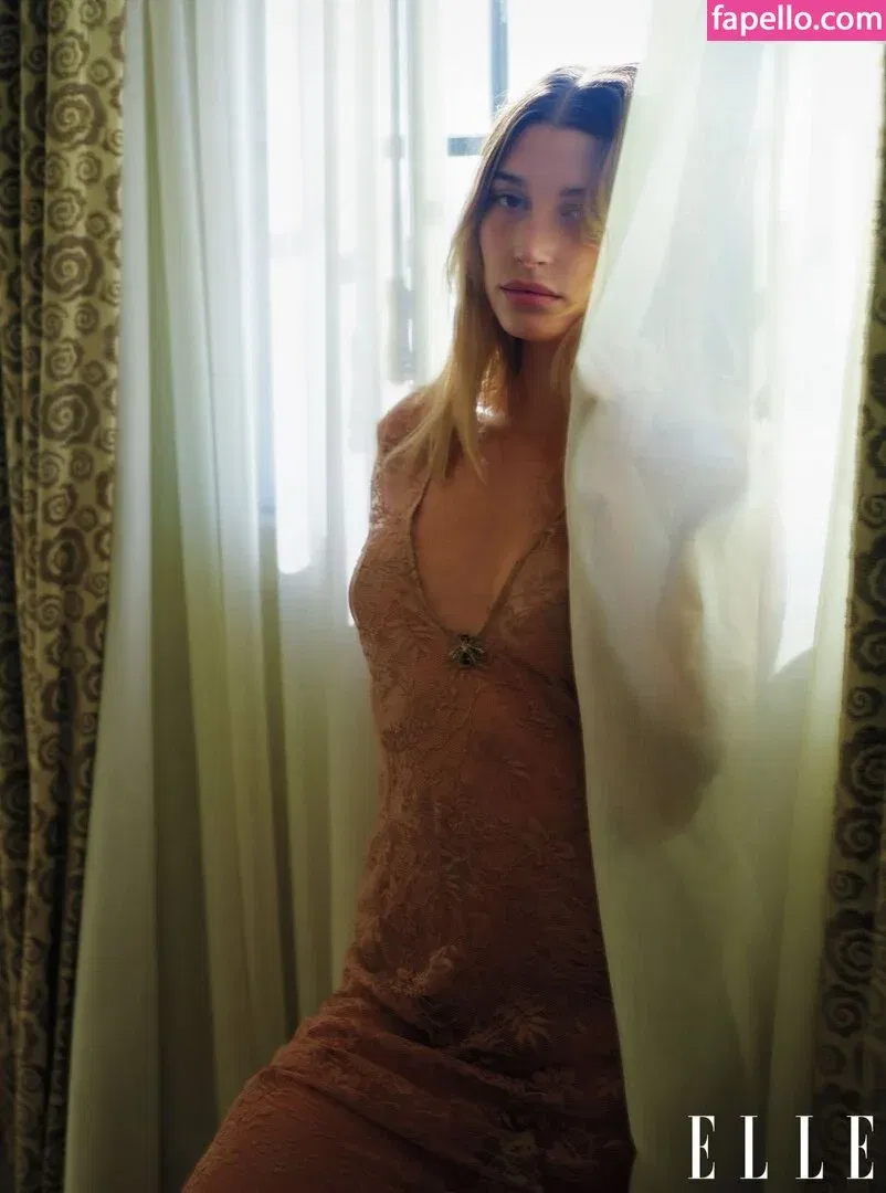 Hailey Bieber Onlyfans Photo Gallery 