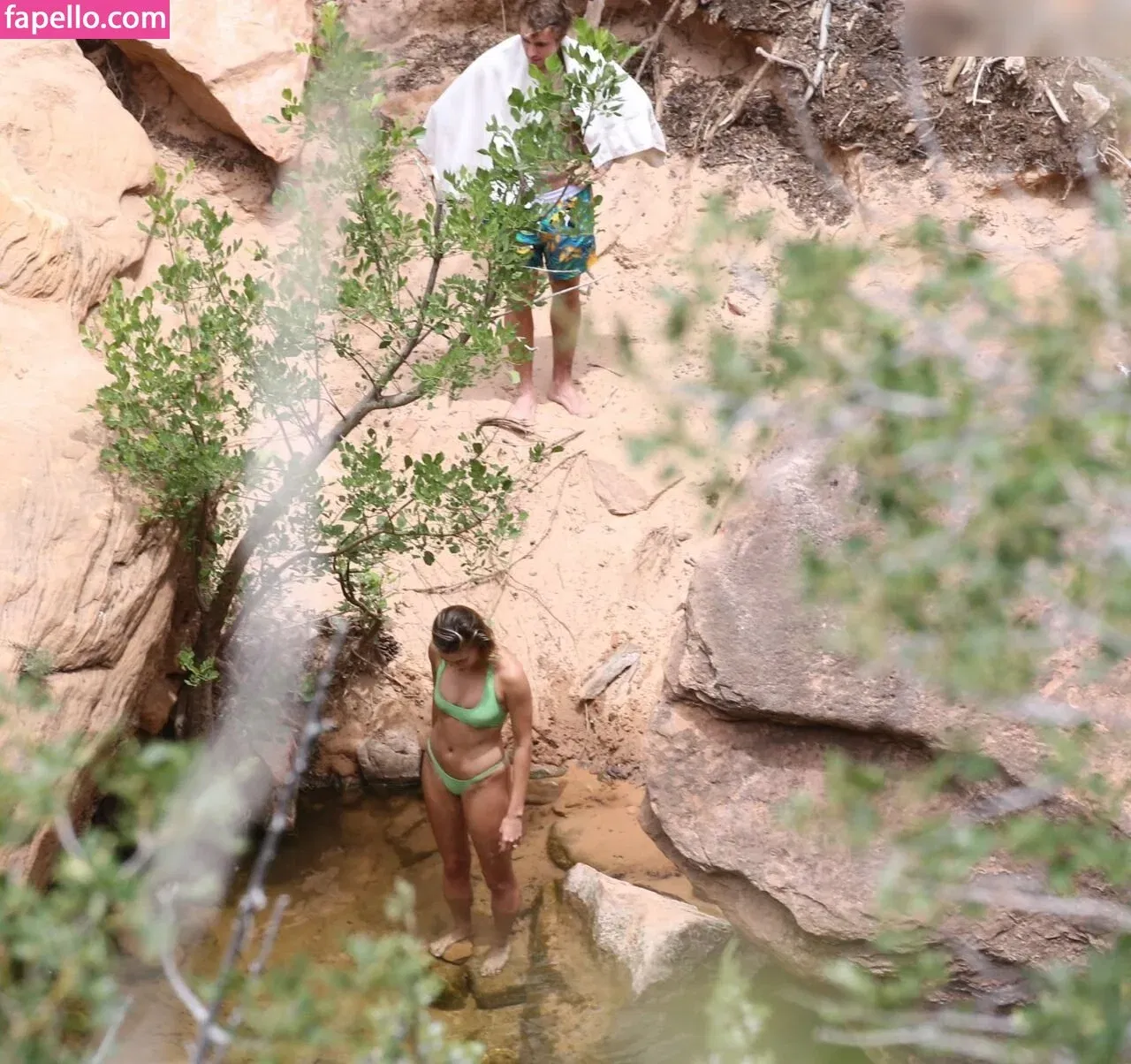 Hailey Bieber Onlyfans Photo Gallery 